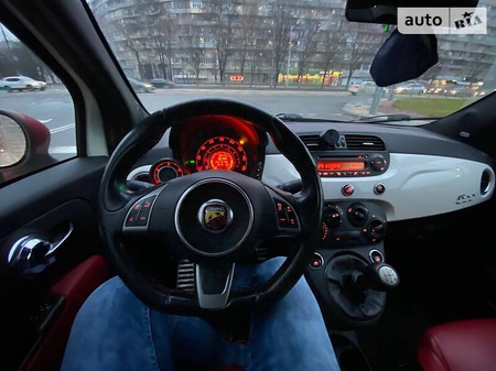 Fiat 500 2013  випуску Київ з двигуном 1.4 л бензин хэтчбек механіка за 10500 долл. 