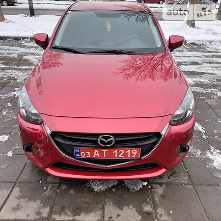 Mazda 2 2016  випуску Луцьк з двигуном 1.5 л бензин хэтчбек механіка за 9500 долл. 