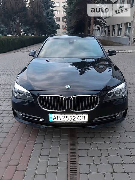 BMW 740 2013  випуску Вінниця з двигуном 3 л дизель седан автомат за 32500 долл. 