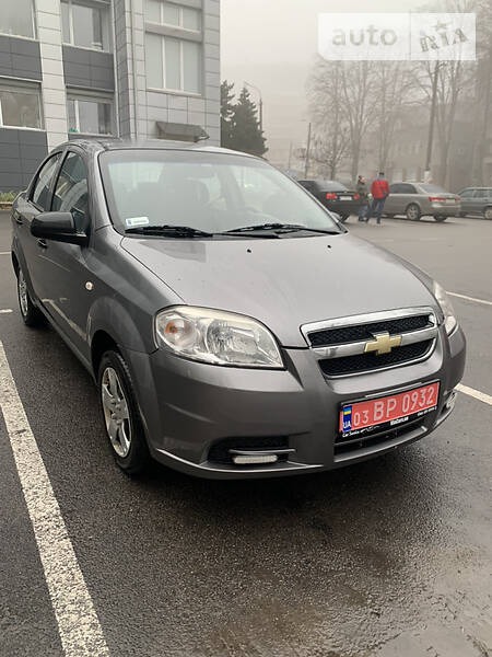 Chevrolet Aveo 2008  випуску Дніпро з двигуном 1.2 л бензин седан механіка за 4650 долл. 