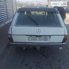 Mercedes-Benz E 240 1986 Івано-Франківськ 2.4 л  універсал механіка к.п.