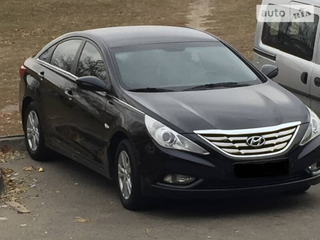 Hyundai Sonata 2010  випуску Київ з двигуном 0 л газ седан автомат за 8950 долл. 