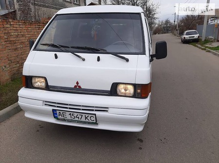 Mitsubishi L 300 1996  випуску Одеса з двигуном 2.5 л дизель мінівен механіка за 3500 долл. 