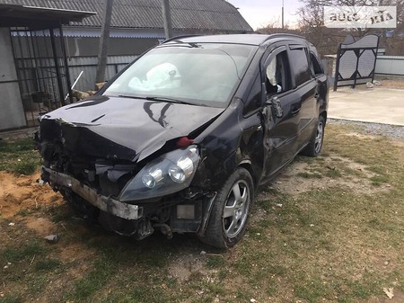 Opel Zafira Tourer 2007  випуску Чернівці з двигуном 1.9 л дизель мінівен механіка за 2500 долл. 