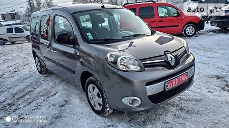 Renault Kangoo 2016  випуску Дніпро з двигуном 1.5 л дизель мінівен механіка за 13500 долл. 