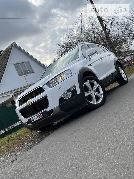 Chevrolet Captiva 2012  випуску Вінниця з двигуном 0 л дизель позашляховик автомат за 12799 долл. 