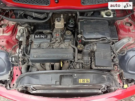 Mini Cooper 2002  випуску Харків з двигуном 1.6 л бензин купе механіка за 6200 долл. 