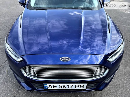 Ford Fusion 2015  випуску Дніпро з двигуном 2.5 л бензин седан автомат за 9950 долл. 