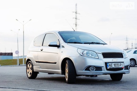 Chevrolet Aveo 2011  випуску Дніпро з двигуном 1.5 л бензин хэтчбек автомат за 5500 долл. 