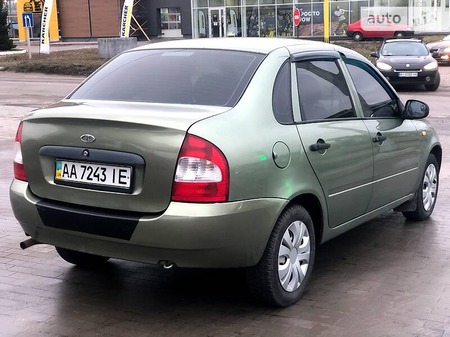 Lada 1118 2008  випуску Київ з двигуном 1.4 л бензин седан механіка за 2600 долл. 