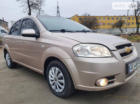 Chevrolet Aveo 2007  випуску Дніпро з двигуном 1.6 л бензин седан механіка за 5450 долл. 