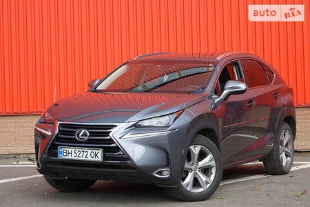 Lexus NX 200t 2017  випуску Одеса з двигуном 2 л бензин позашляховик автомат за 30999 долл. 