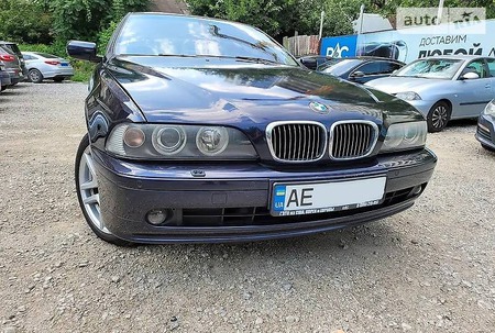 BMW 540 2001  випуску Миколаїв з двигуном 4.4 л бензин седан автомат за 7500 долл. 