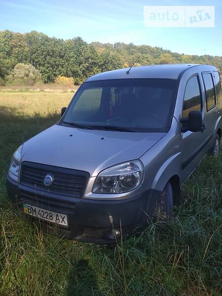 Fiat Doblo 2006  випуску Суми з двигуном 1.4 л  пікап механіка за 5200 долл. 