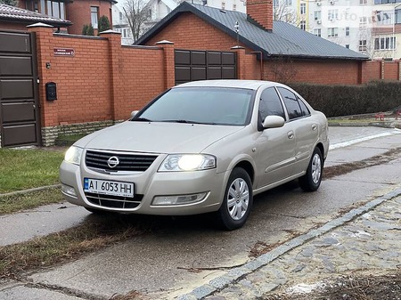 Nissan Almera 2012  випуску Харків з двигуном 1.6 л  седан механіка за 5500 долл. 