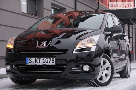 Peugeot 5008 2010  випуску Львів з двигуном 1.6 л бензин мінівен механіка за 7900 долл. 