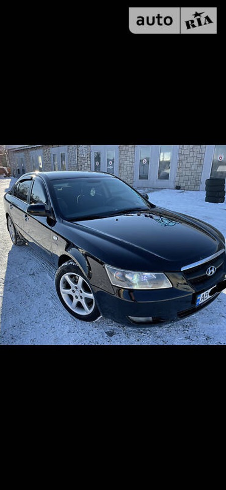 Hyundai Sonata 2009  випуску Вінниця з двигуном 2 л  седан автомат за 7250 долл. 