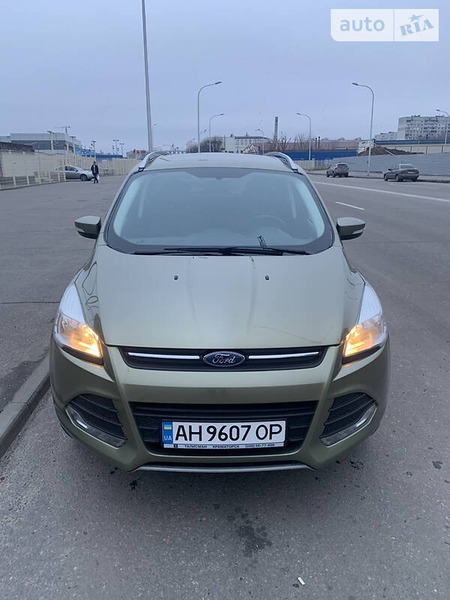 Ford Kuga 2013  випуску Харків з двигуном 2 л дизель позашляховик автомат за 15500 долл. 