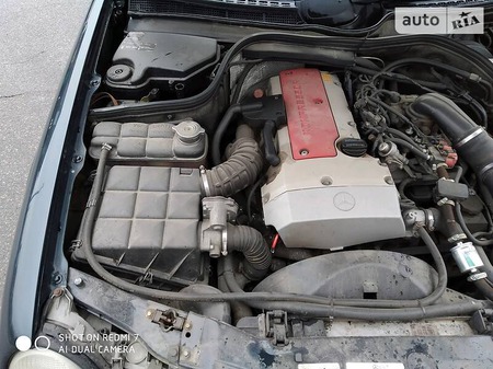 Mercedes-Benz CLK 230 2000  випуску Чернігів з двигуном 2.3 л  купе автомат за 4650 долл. 