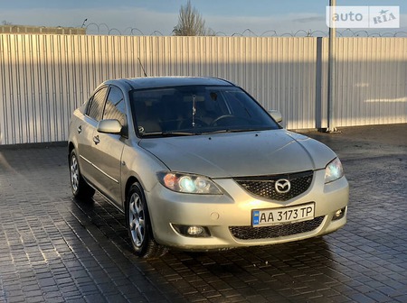 Mazda 3 2004  выпуска Одесса с двигателем 1.6 л  седан автомат за 5200 долл. 