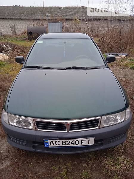 Mitsubishi Lancer 2000  випуску Луцьк з двигуном 1.3 л бензин седан механіка за 3700 долл. 