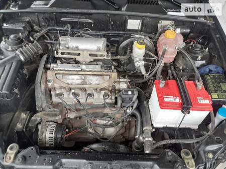 ЗАЗ Sens 2009  выпуска Тернополь с двигателем 1.4 л бензин седан механика за 3000 долл. 