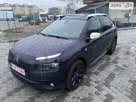 Citroen C4 Cactus 2014  випуску Львів з двигуном 1.6 л дизель позашляховик автомат за 12200 долл. 