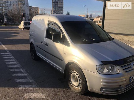 Volkswagen Caddy 2010  випуску Одеса з двигуном 1.9 л дизель мінівен автомат за 6999 долл. 