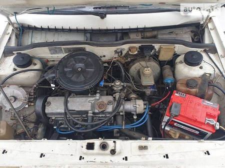 Lada 2109 1993  выпуска Чернигов с двигателем 1.5 л  хэтчбек механика за 1600 долл. 