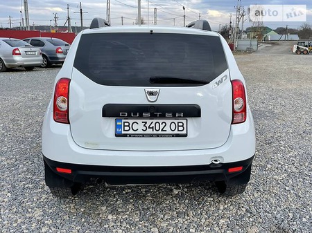 Dacia Duster 2012  випуску Львів з двигуном 1.5 л дизель позашляховик механіка за 10800 долл. 