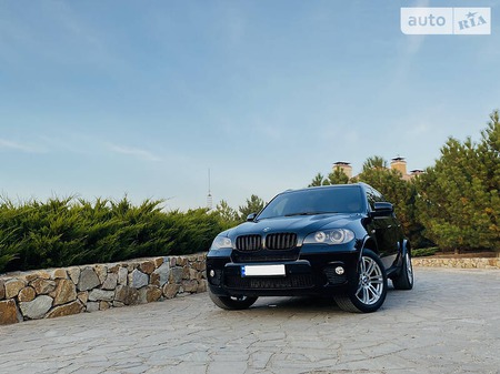 BMW X5 2011  выпуска Киев с двигателем 3 л бензин внедорожник автомат за 18400 долл. 