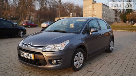 Citroen C4 2009  випуску Львів з двигуном 1.6 л бензин хэтчбек автомат за 6400 долл. 