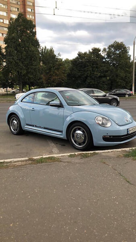 Volkswagen Beetle 2012  випуску Одеса з двигуном 2.5 л бензин купе автомат за 10499 долл. 