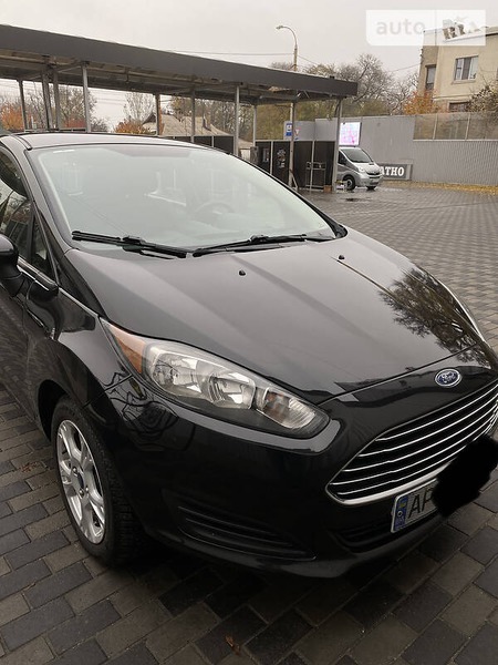 Ford Fiesta 2014  випуску Запоріжжя з двигуном 1.6 л  хэтчбек автомат за 7800 долл. 