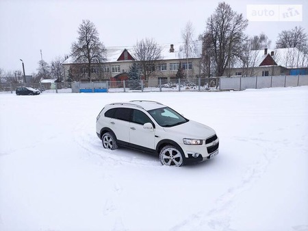 Chevrolet Captiva 2012  випуску Вінниця з двигуном 2.2 л дизель позашляховик автомат за 12500 долл. 