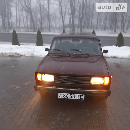 Lada 2105 1986  випуску Тернопіль з двигуном 1.3 л бензин седан механіка за 1250 долл. 