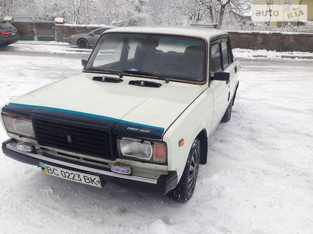 Lada 2107 1990  випуску Львів з двигуном 0 л  седан механіка за 850 долл. 