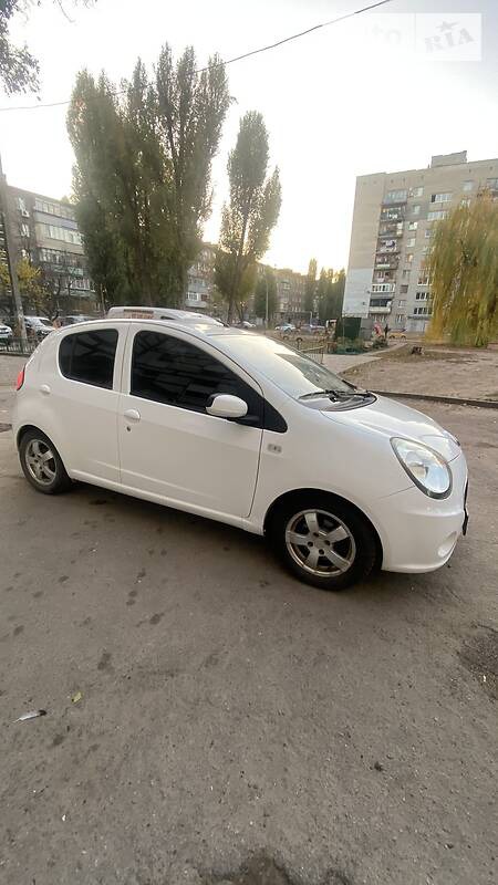 Geely GC2 2013  випуску Дніпро з двигуном 1.3 л бензин хэтчбек механіка за 3200 долл. 