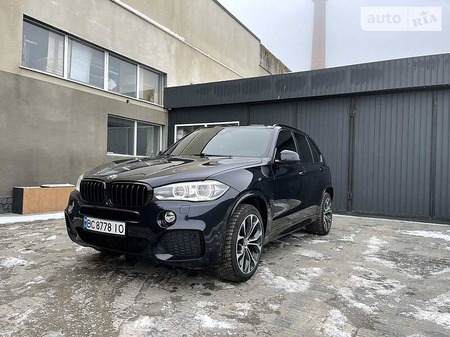 BMW X5 2014  випуску Тернопіль з двигуном 3 л дизель позашляховик автомат за 37600 долл. 