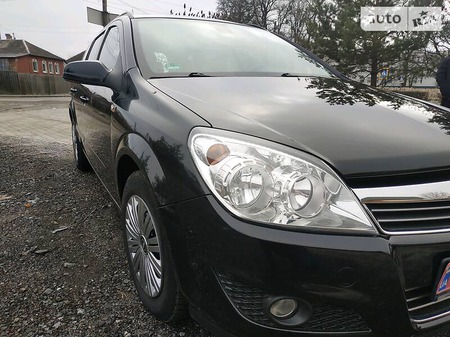 Opel Astra 2008  выпуска Харьков с двигателем 1.6 л бензин универсал механика за 6350 долл. 