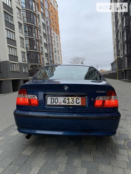 BMW 318 2002  випуску Івано-Франківськ з двигуном 2 л бензин седан механіка за 5950 долл. 