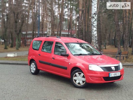 Dacia Logan 2009  выпуска Киев с двигателем 1.6 л бензин универсал механика за 5300 долл. 