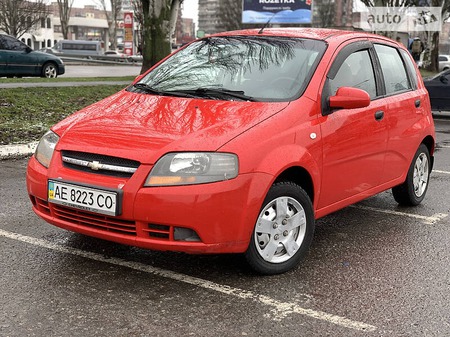 Chevrolet Aveo 2008  випуску Дніпро з двигуном 1.5 л бензин хэтчбек автомат за 5650 долл. 