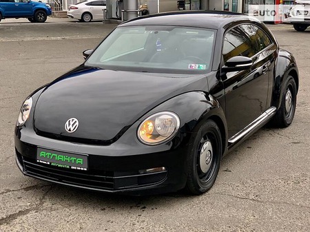 Volkswagen Beetle 2011  випуску Одеса з двигуном 2.5 л бензин купе автомат за 8500 долл. 