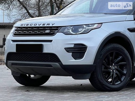 Land Rover Discovery Sport 2016  выпуска Запорожье с двигателем 2 л бензин внедорожник автомат за 25900 долл. 