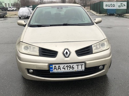 Renault Megane 2006  випуску Київ з двигуном 1.6 л  седан автомат за 3999 долл. 