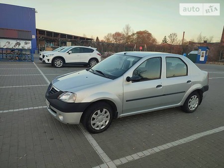 Dacia Logan 2007  випуску Івано-Франківськ з двигуном 0 л бензин седан механіка за 4800 долл. 