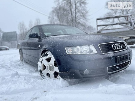 Audi A4 Limousine 2004  випуску Львів з двигуном 0 л бензин седан автомат за 5999 долл. 