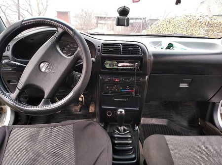 Nissan Sunny 1992  випуску Вінниця з двигуном 2 л дизель хэтчбек механіка за 1700 долл. 