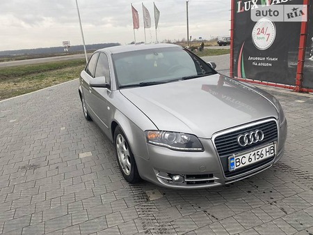 Audi A4 Limousine 2004  випуску Львів з двигуном 1.9 л дизель седан  за 5250 долл. 